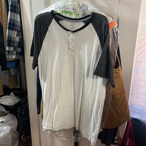 Old navy white quarter button t shirt